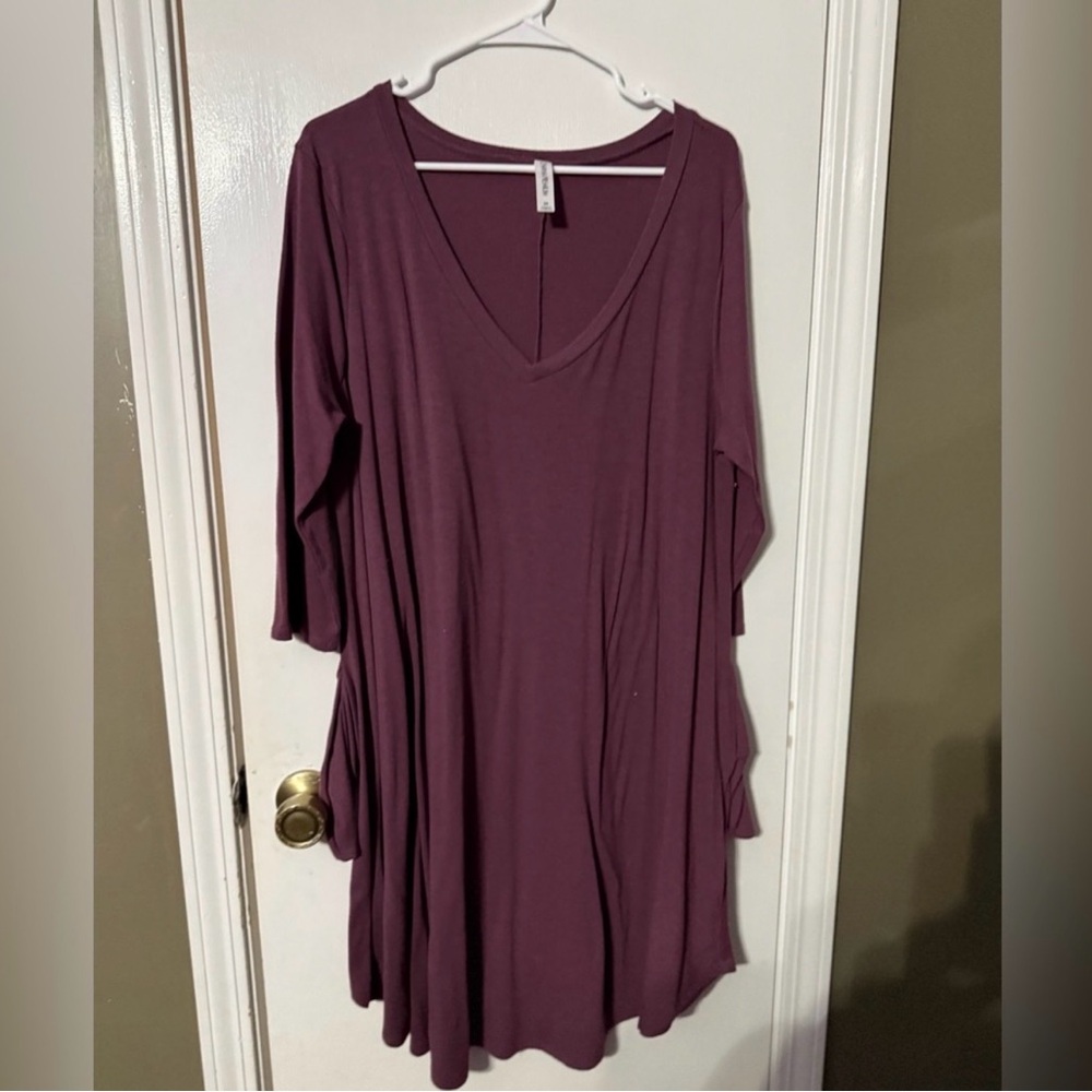 Zenana Outfitters Deep Purple V-Neck Tunic